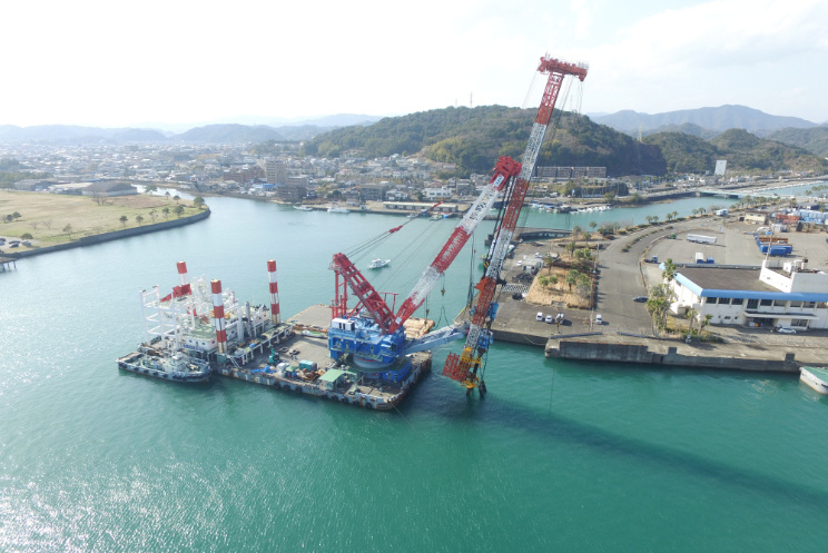 平成31年度県単維持第21-1-11号細島港(工業港地区)7号岸壁仮設係留ドルフィン設置工事